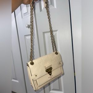 Authentic Louis Vuitton Bag Barely Worn